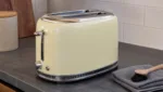 Retro-Toaster reinigen und pflegen: Lackschutz und Chromteile